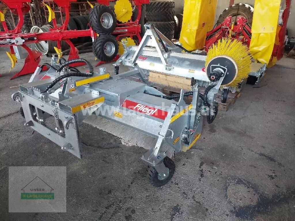 E-FARM: Fliegl keh 230 typ 500 - Equipamiento municipal - id ZMDUXFS - 6242 € - Año: 2023 - Austria