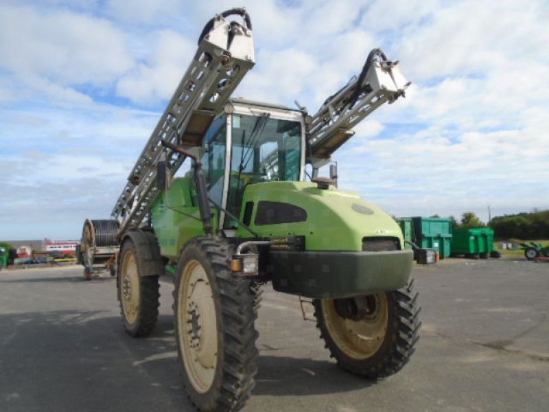 E-FARM: Tecnoma laser 3000 - Pulvérisateur - id 1G7LRFV - 20 000 € - Année: 1997 - Lecture du nombre d'heure: 4 570,France