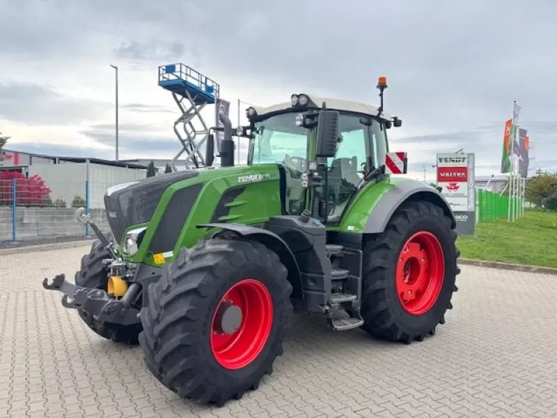 Fendt 826 Vario Profi Tractor €145,000