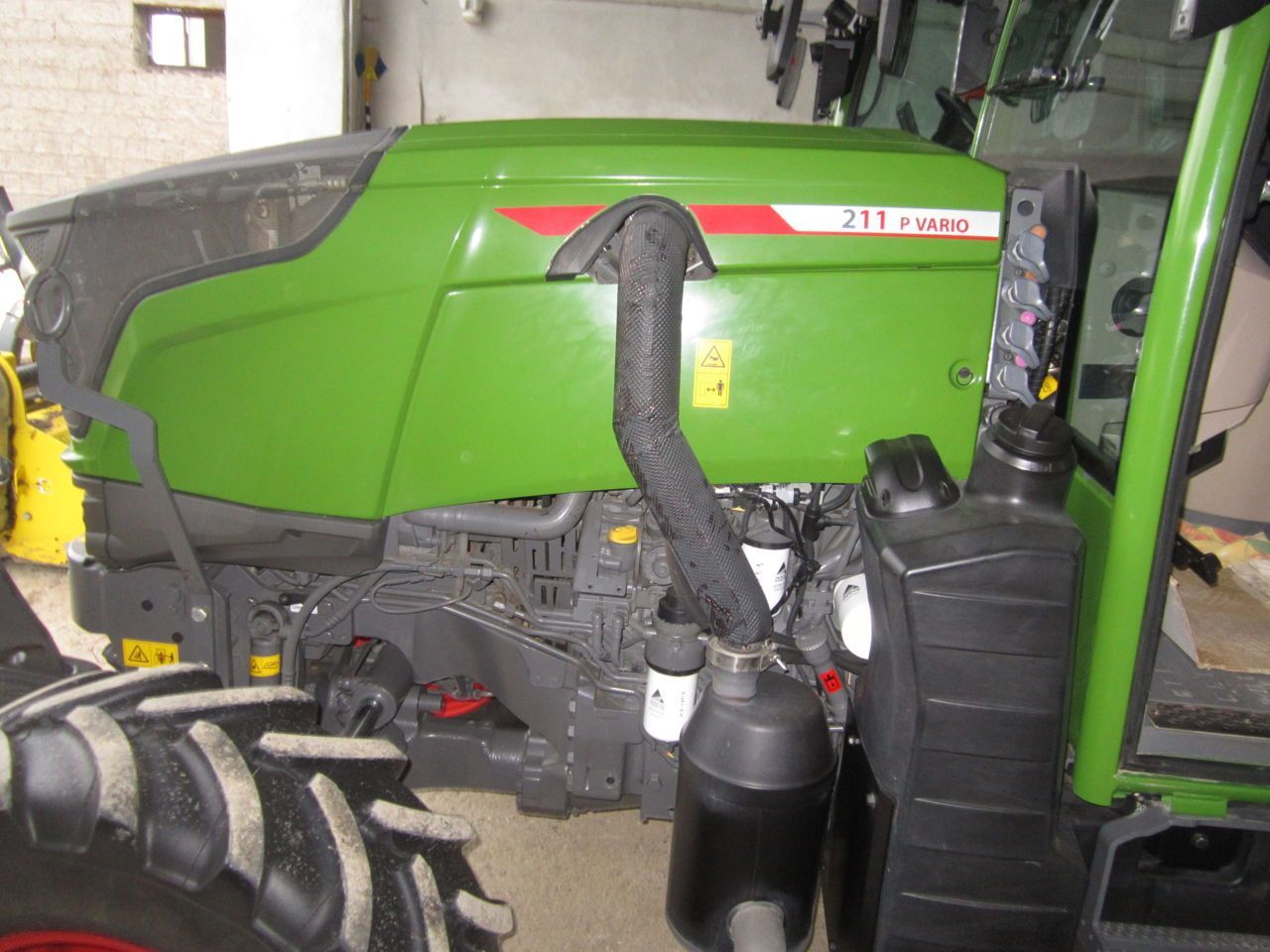 Fendt 211 P Vario Tractor 100.569 EUR