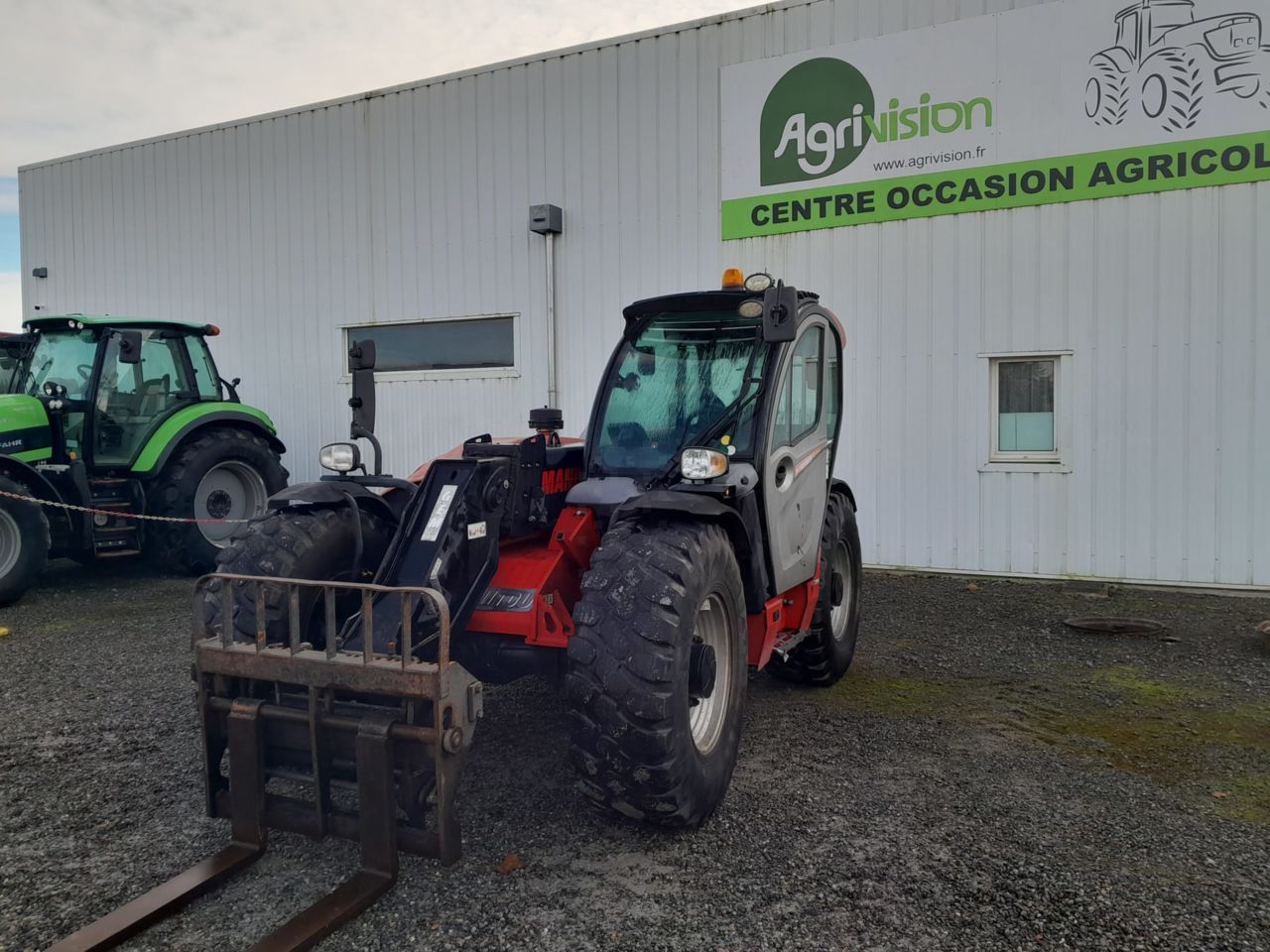 E-FARM: Manitou mlt 635-130 ps + - Chargeur télescopique  - id KQXRFZA - Année: 2019 - Lecture du nombre d'heure: 2 600,France