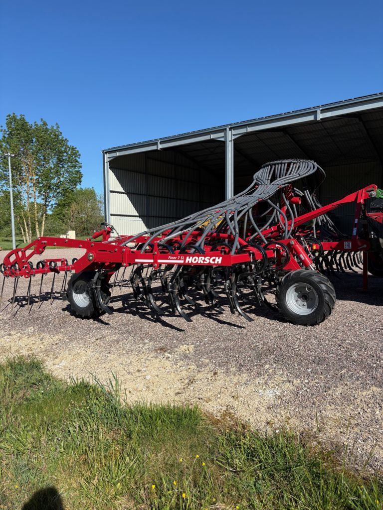 HORSCH finer 7 sl Cultivator €28,500