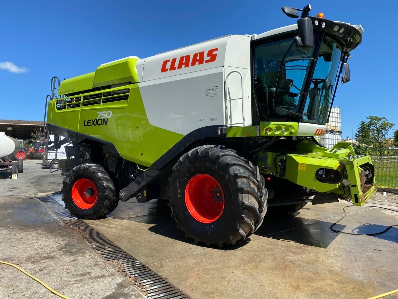 Claas Lexion 750 Kombajn zbożowy 175 000 €