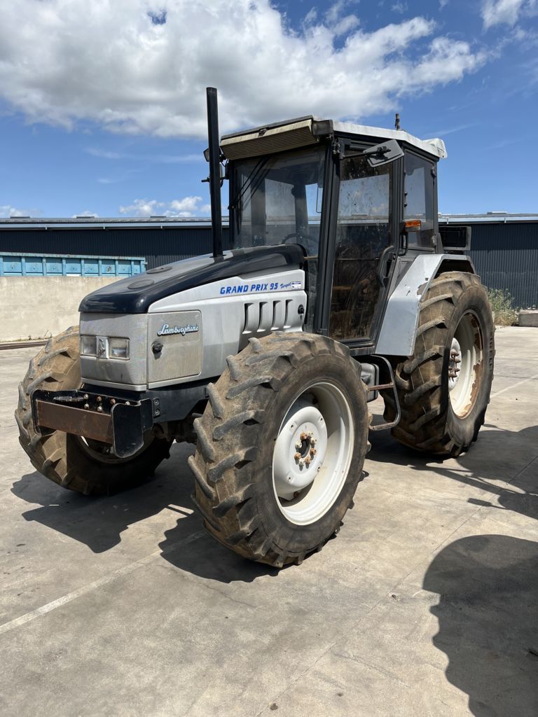 E-FARM: Lamborghini grand prix target 95 - Traktor - id CB5CSPG - 16.500 € - Baujahr: 2005 - Abgelesene Motorstunden: 7.332,Motorleistung (PS): 95,Frankreich