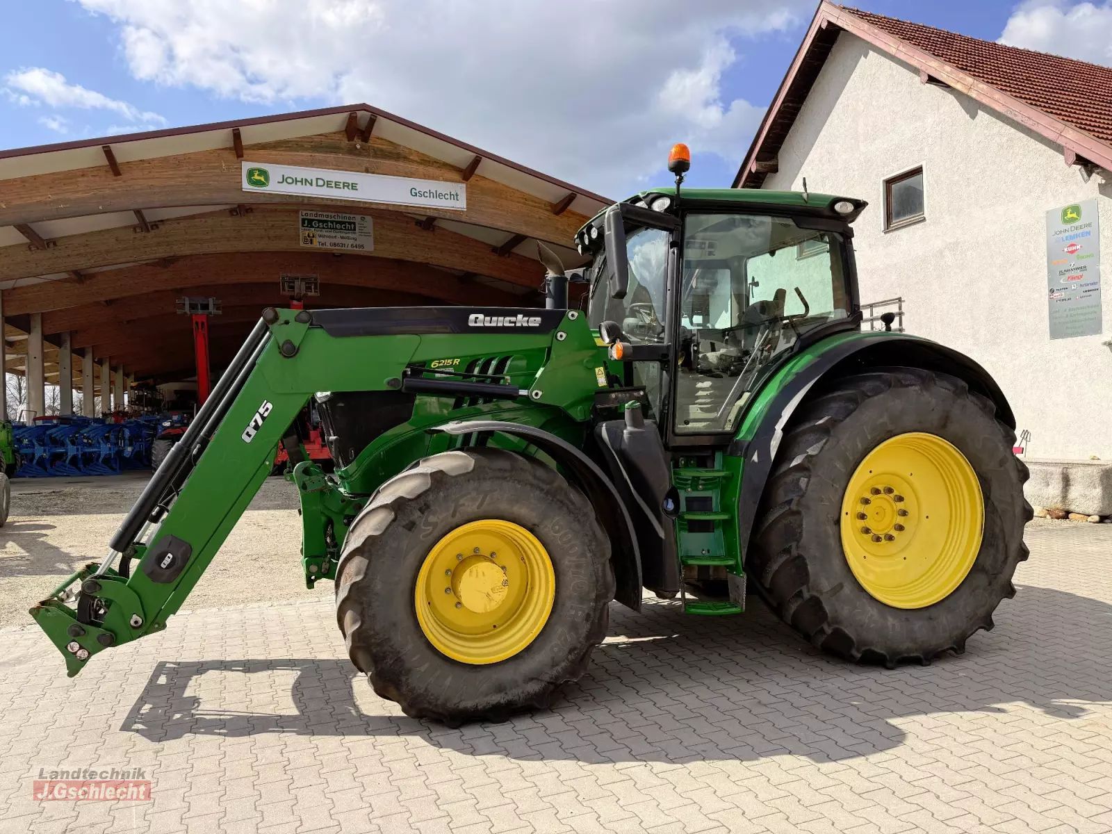 John Deere 6215 R Tractor 85.500 €