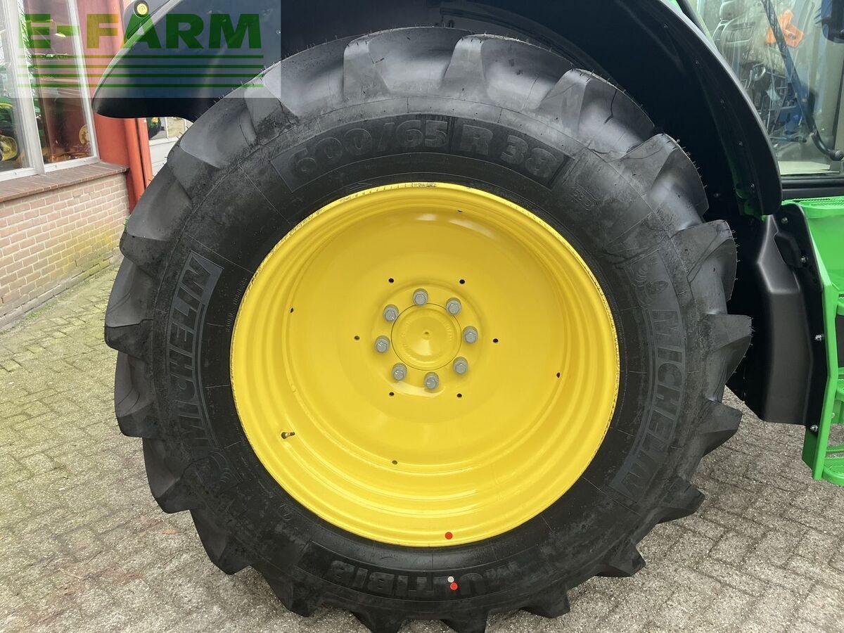 MICHELIN multibib Wheel and track €5,100