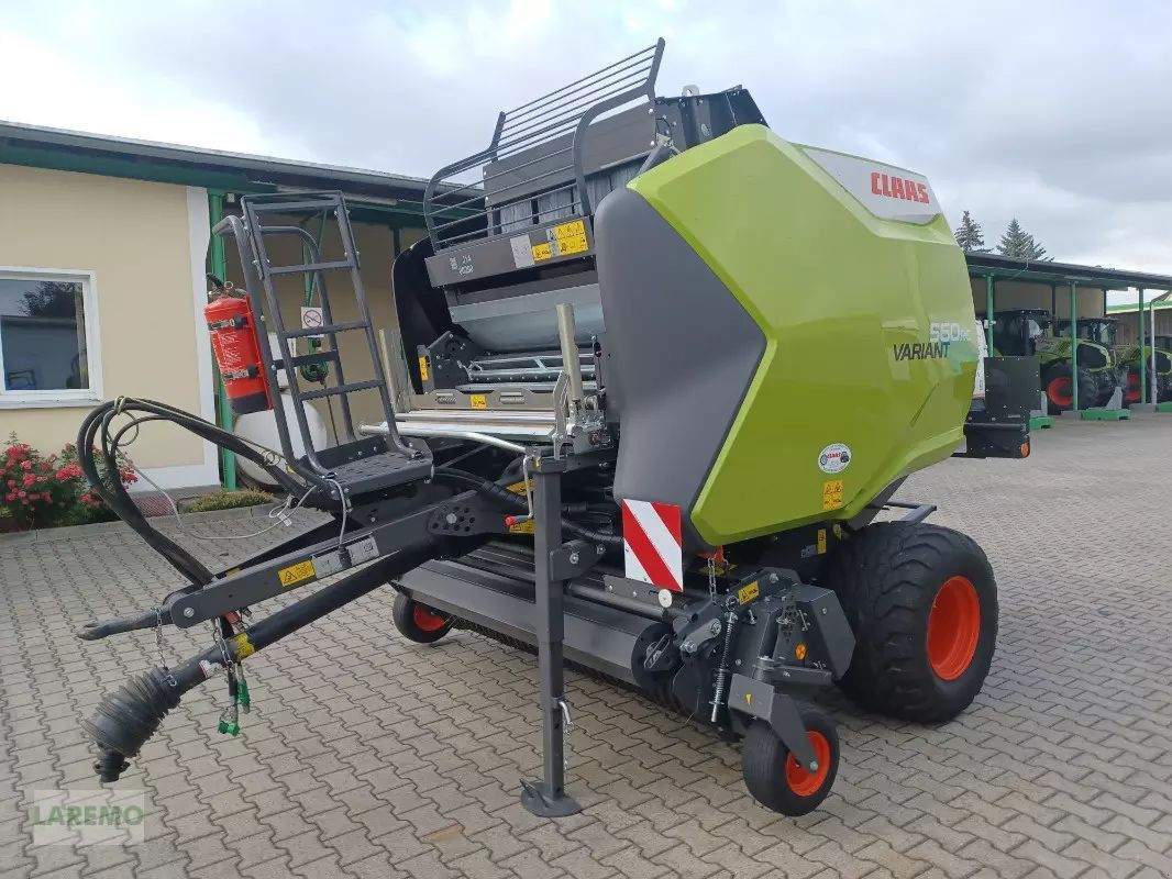 E-FARM: Claas Variant 560 RC Pro - Ballepresser - id GWAKWUF - 34.800 € - Produktionsår: 2023 - Tyskland