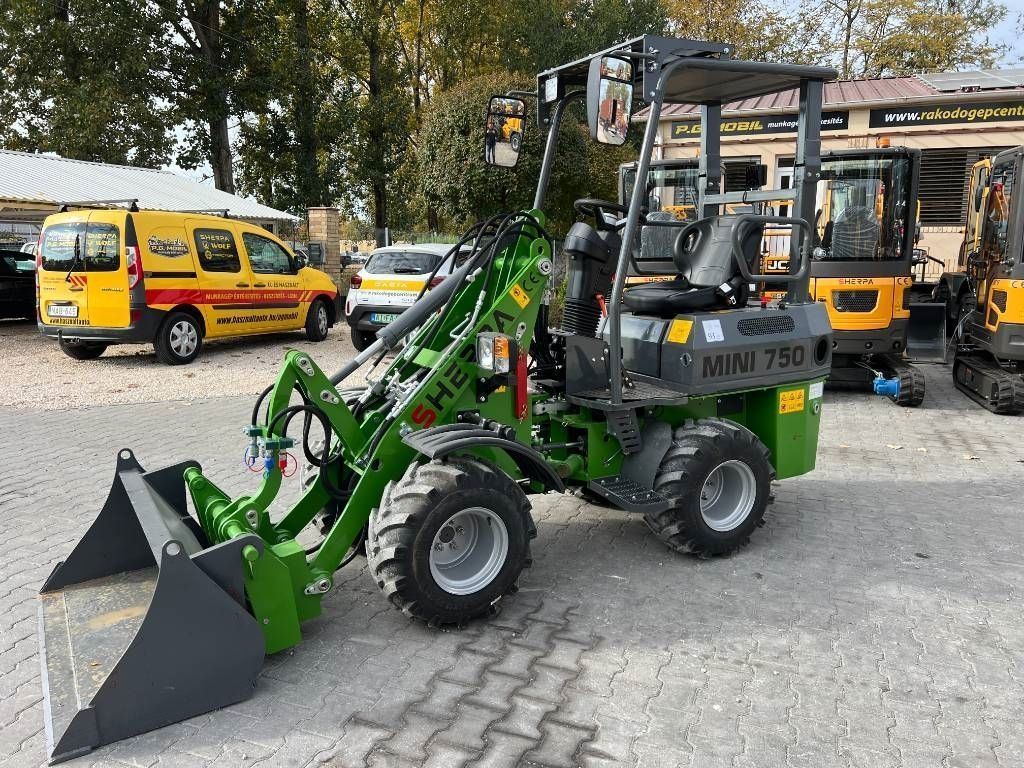 E-FARM: Wolf mini 750 homlokrakodó perkins motorral - Mini rakodó - id 1PDKMRA - 13 856 EUR - Gyártási év: 2024 - Magyarország