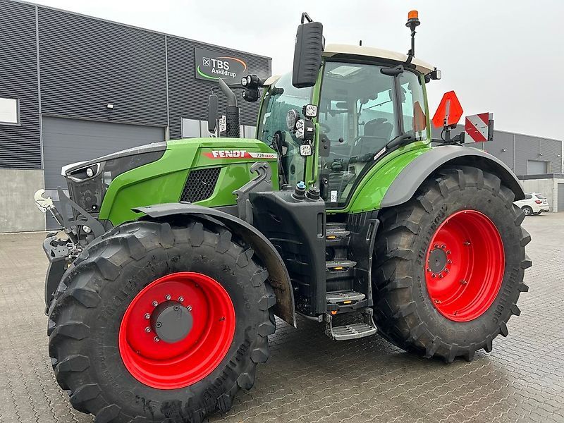 Fendt 726 Vario Traktor 250.909 €