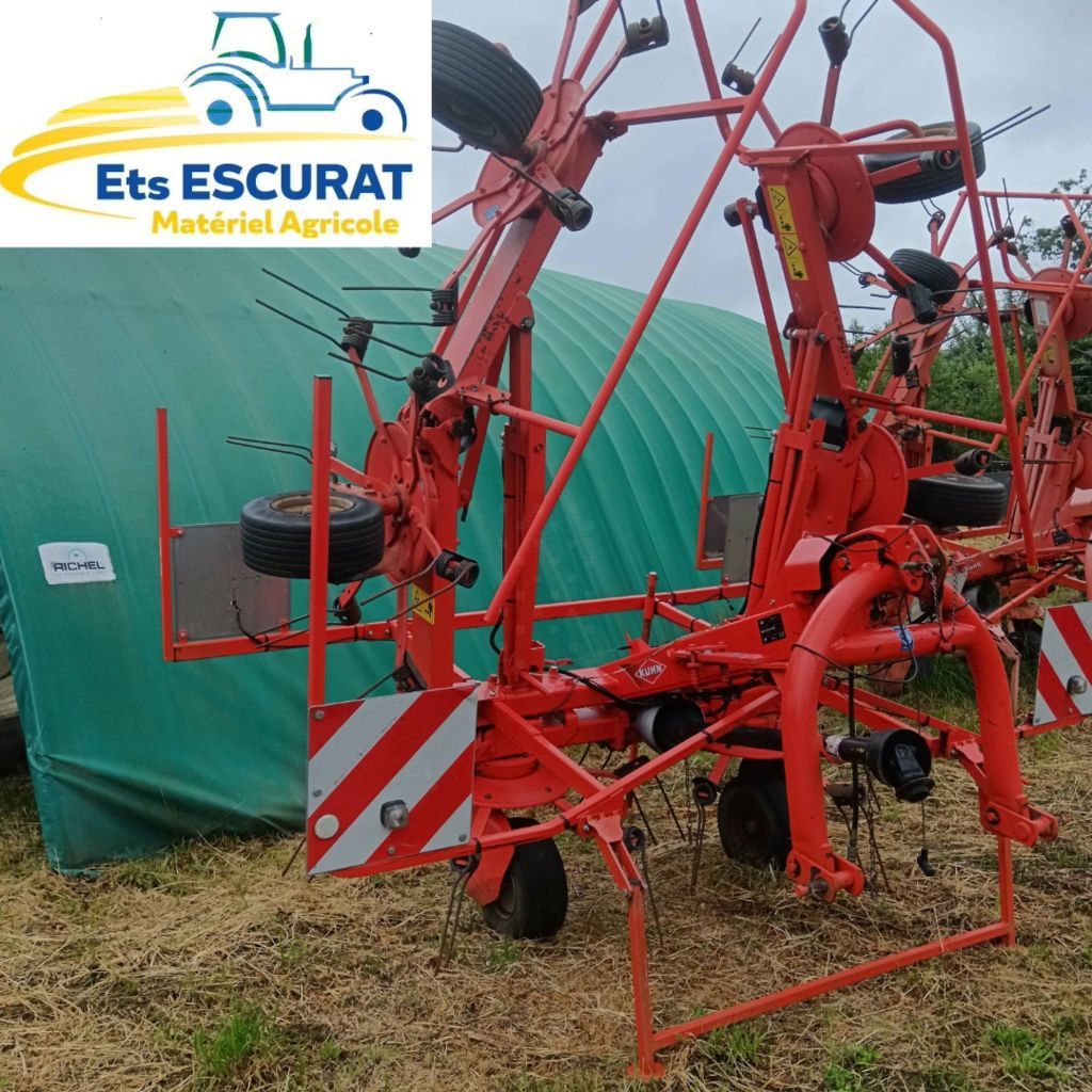 E-FARM: Kuhn GF 6502 - Faneuse - id NHEAQ3I - 5 500 € - Année: 2010 - France