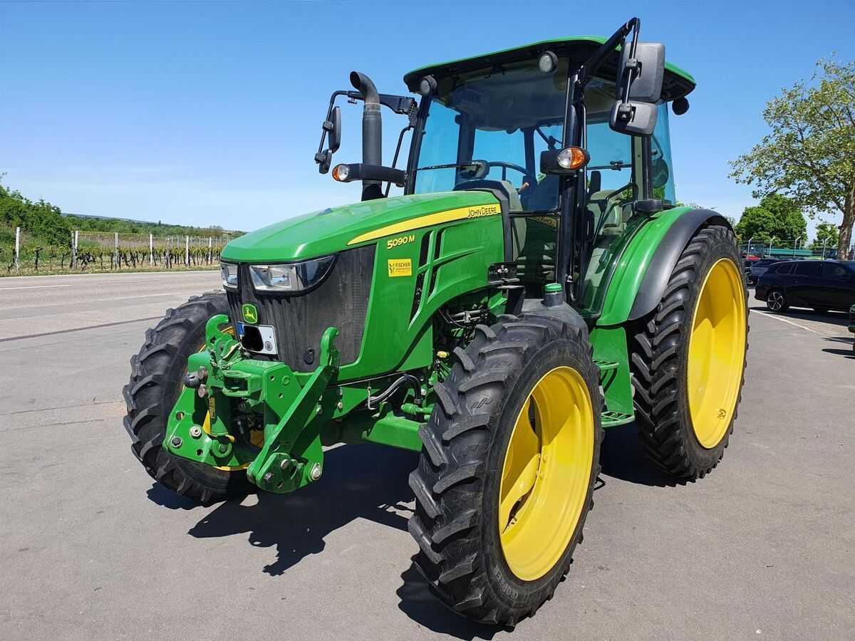 John Deere 5090 M Tractor