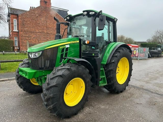 John Deere 6120 M Traktor 77 249 €