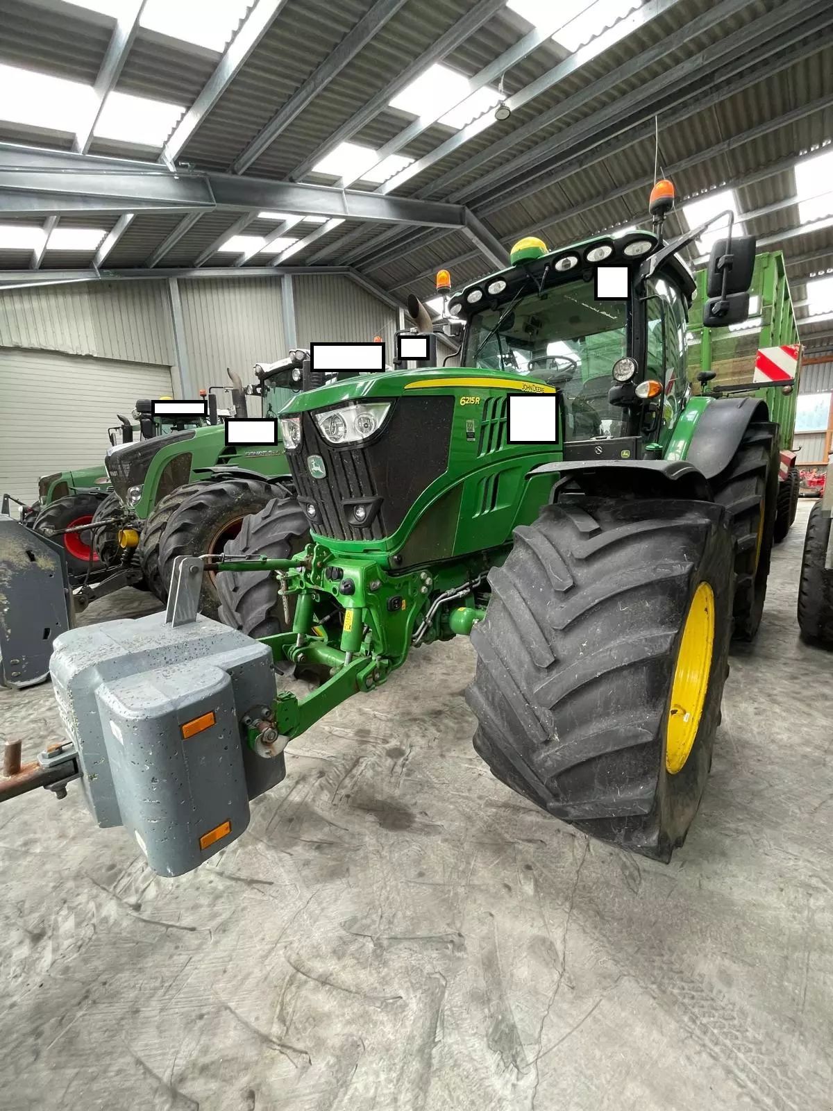 John Deere 6215 R Traktor 81.500 €