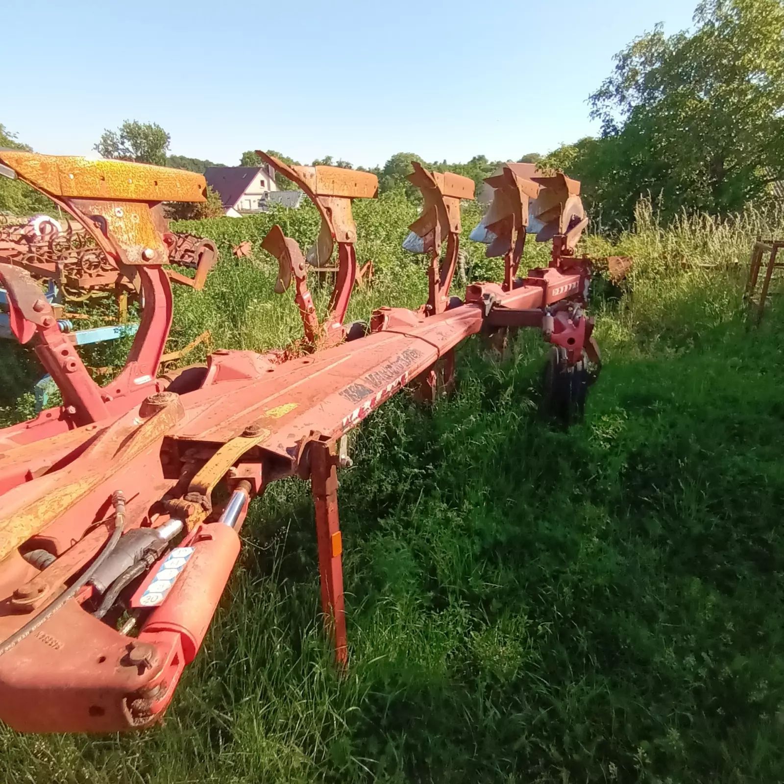 Kuhn vari master 150 Pług 5000 €