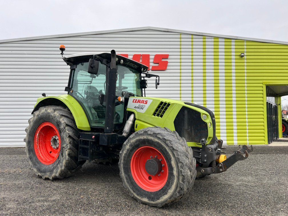 E-FARM: Claas Arion 640 - Traktor - id LFYN9FC - Rok produkcji: 2017 - Motogodziny: 4003,Moc silnika: 175,Francja