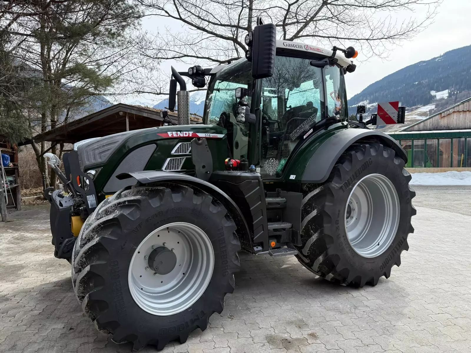 Fendt 513 Vario Traktorius 169 027 €