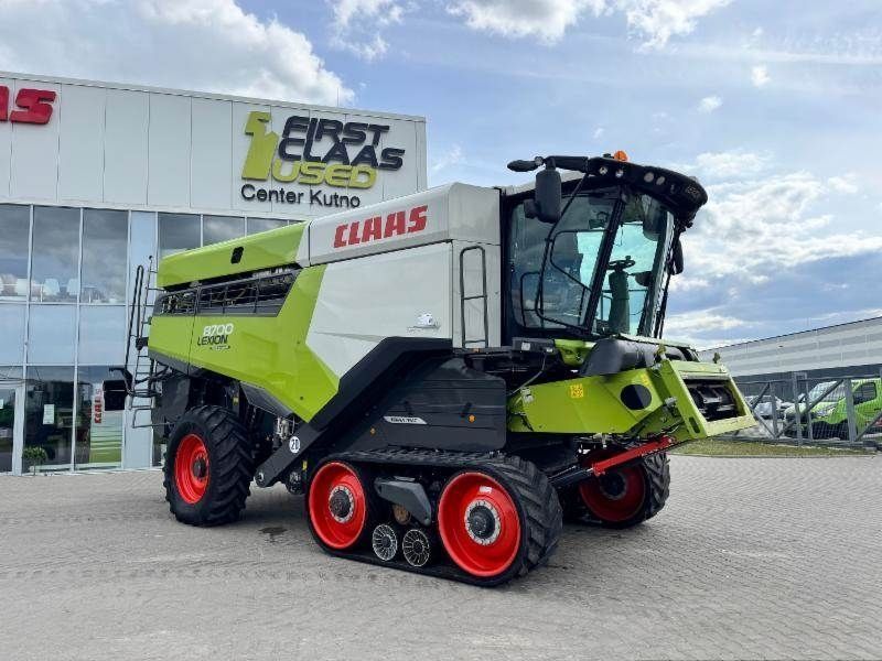 E-FARM: Claas Lexion 8700 - Moissoneuse-batteuse - id 8RAYYP1 - 411 860 € - Année: 2020 - Lecture du nombre d'heure: 1 238,Puissance du moteur (chevaux): 585,Pologne