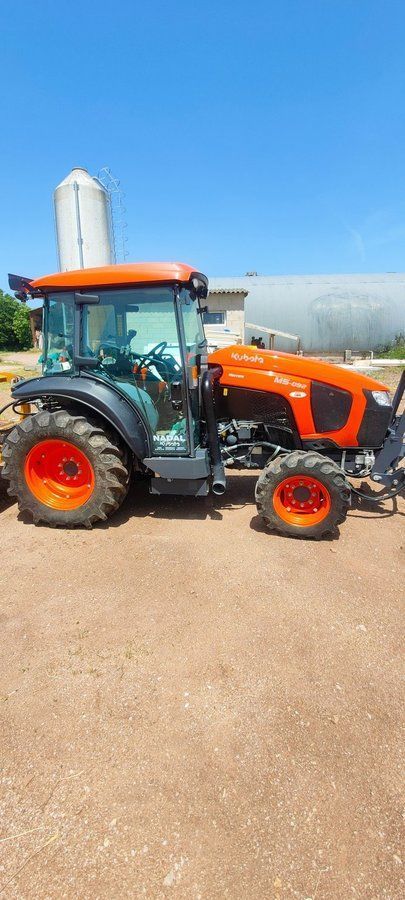 Kubota M5092 Traktor 55 000 €