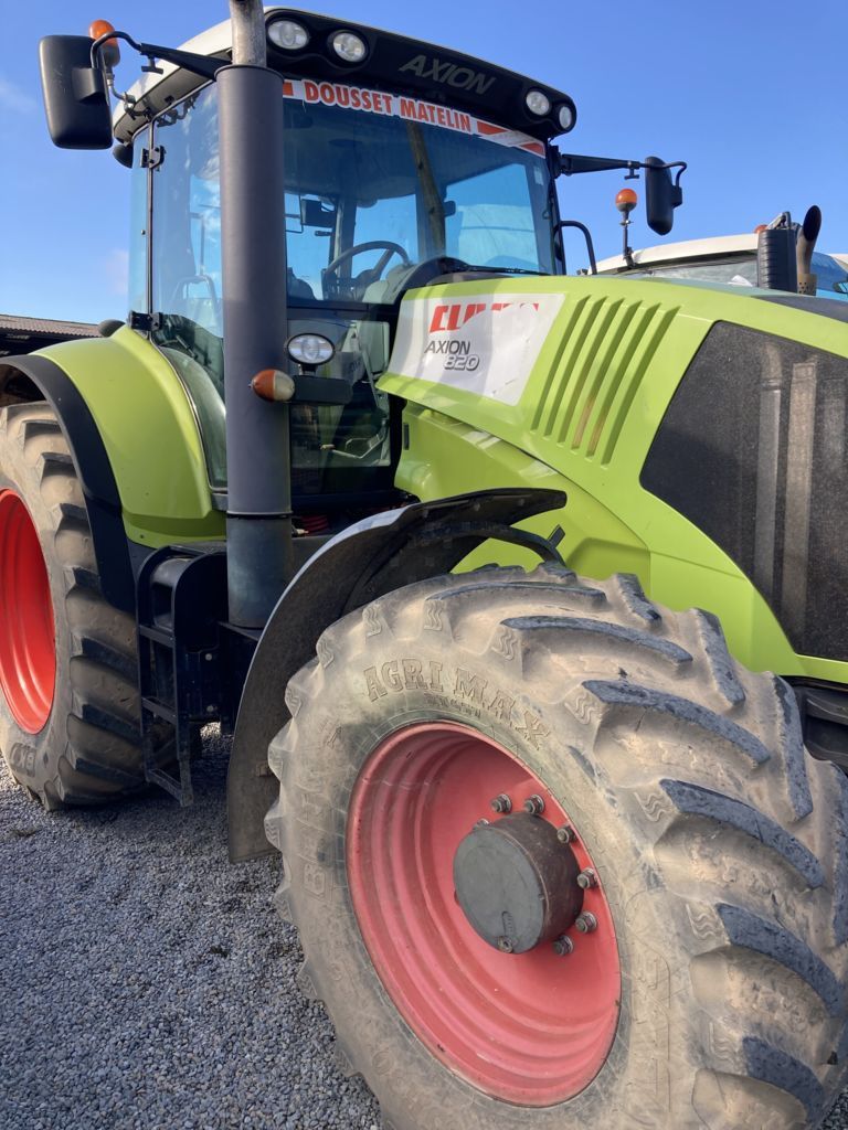 E-FARM: Claas Axion 820 CMATIC - Traktor - id XRVVWMA - 33.000 € - Baujahr: 2008 - Abgelesene Motorstunden: 6.320,Motorleistung (PS): 190,Frankreich