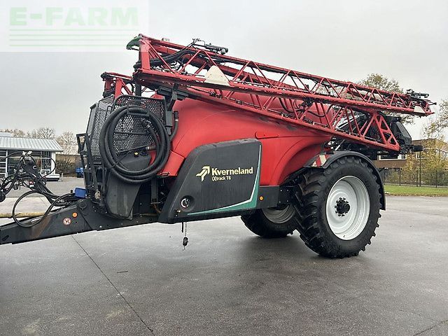 Kverneland veldspuit 33 meter Sprayer