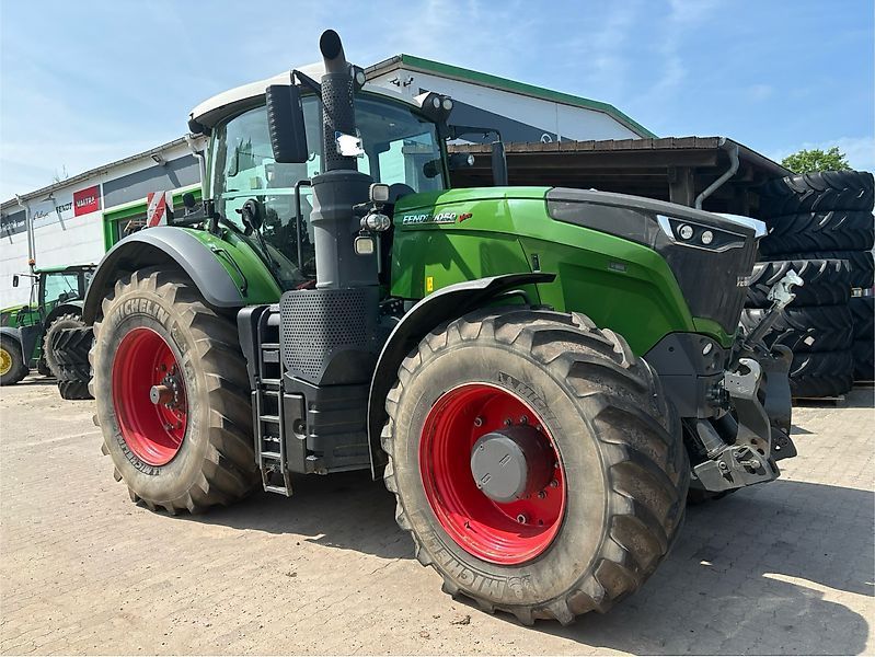E-FARM: Fendt 1050 Vario ProfiPlus - Traktor - id RIUR65J - 175 000 € - Rok produkcji: 2018 - Motogodziny: 7800,Niemcy