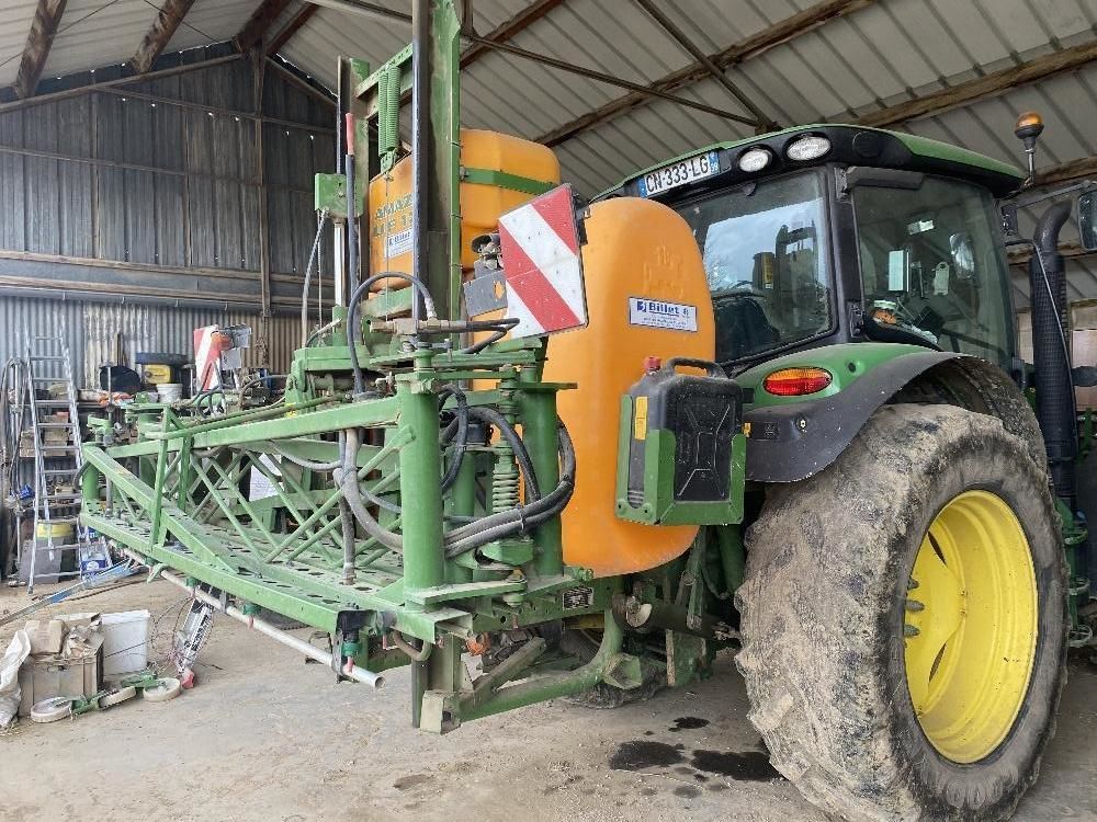 E-FARM: Amazone uf 1200 - Opryskiwacz - id UGJGQTL - 6500 € - Rok produkcji: 2003 - Francja