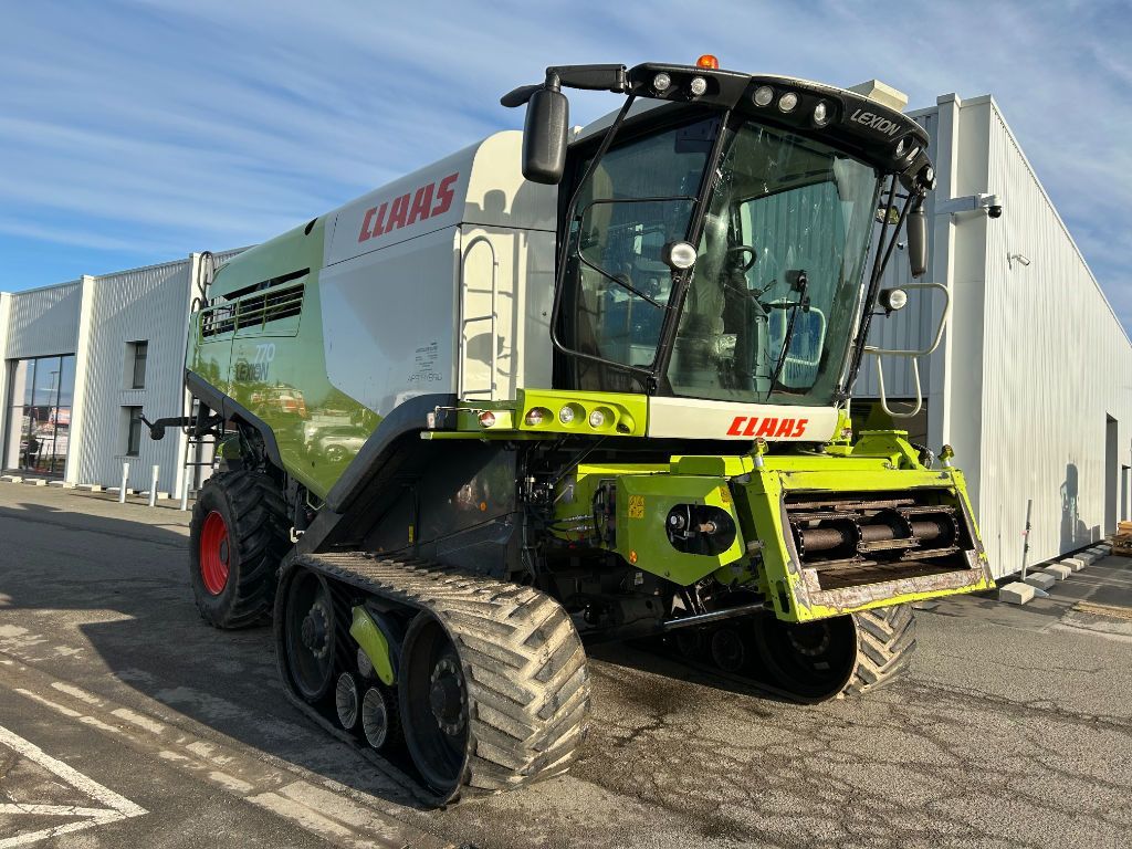 Claas Lexion 770 Combine harvester €184,900