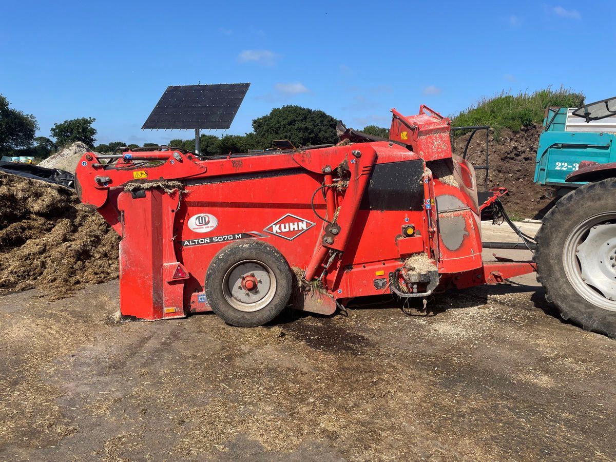 E-FARM: Kuhn altor 5070 m - Feeder other - id XJUW4RV - €8,000 - Year of construction: 2019 - France