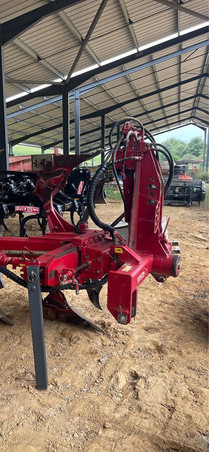 E-FARM: Goizin varilab 16 hll - Charrue - id 32STKKW - 11 500 € - Année: 2007 - France
