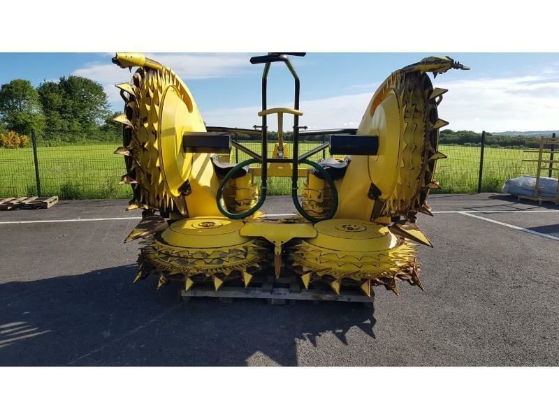 E-FARM: Kemper 460plus - Erntevorsatz - id WK6NFNP - 74.900 € - Baujahr: 2019 - Frankreich