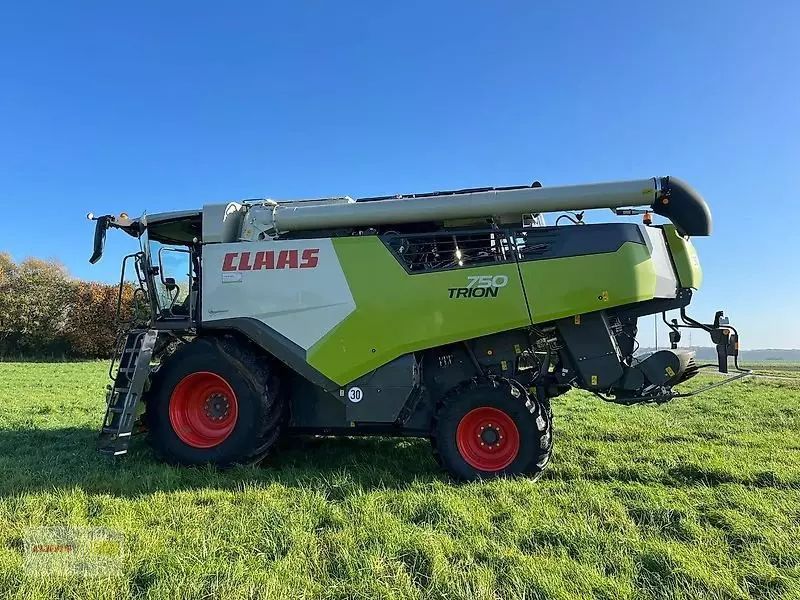 E-FARM: Claas Trion 750 - Combină de recoltat - id IXTSHLR - 295.000 EUR - Anul: 2022 - Citeste ore: 289,Muterea motorului: 435,Germania