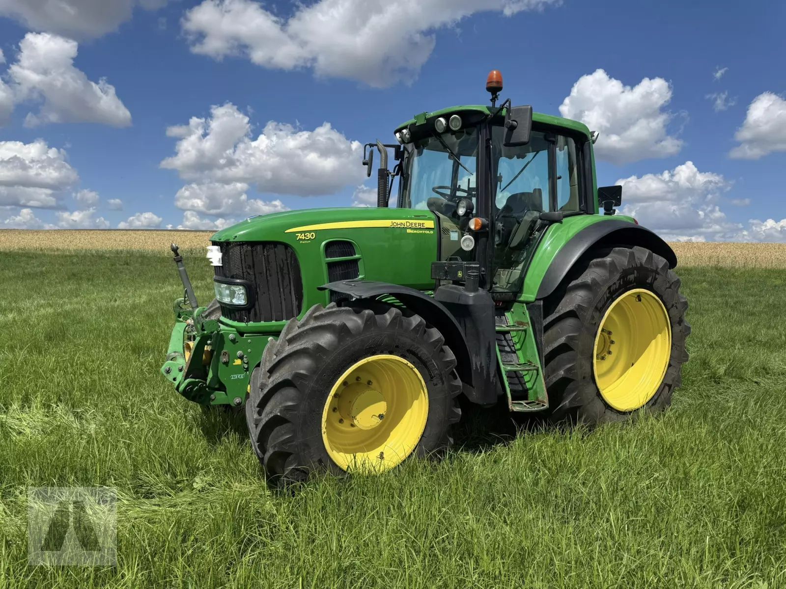 John Deere 7430 Premium Traktor 63 000 €