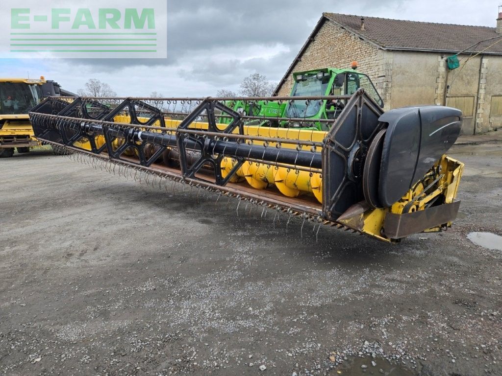 New Holland herbelot varifeed Header €11,800