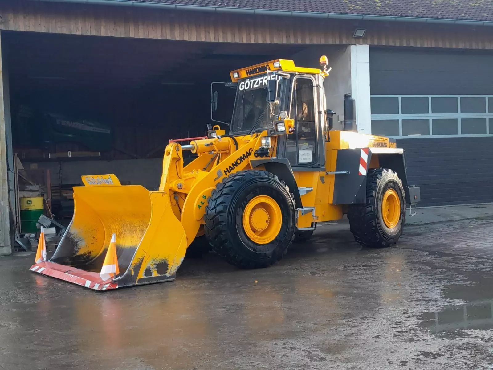 Hanomag 60 e Ładowarka kołowa 32 000 €