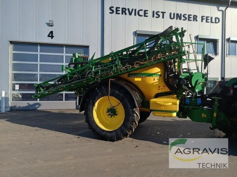 E-FARM: John Deere 840 i - Pulverizador - id DHRISHX - 21.900 € - Año: 2009 - Alemania