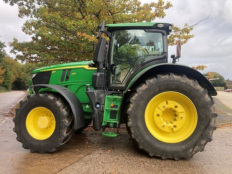 John Deere 6R 250 Traktor 128.614 €