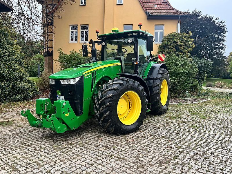 John Deere 8400 R Трактор 179 500 €
