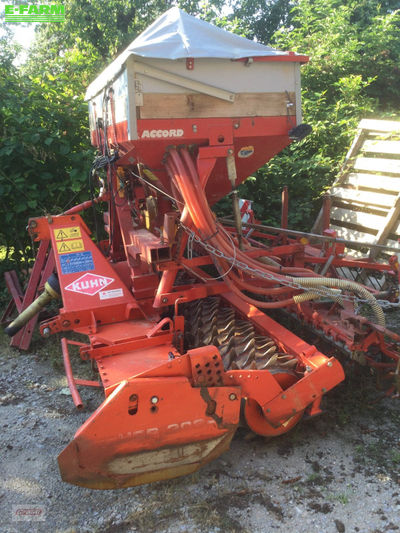 E-FARM: Kuhn BTF 302 24 SD QS - Drilling machine combination - id BFLZEV8 - €5,479 - Year of construction: 1997 - Germany