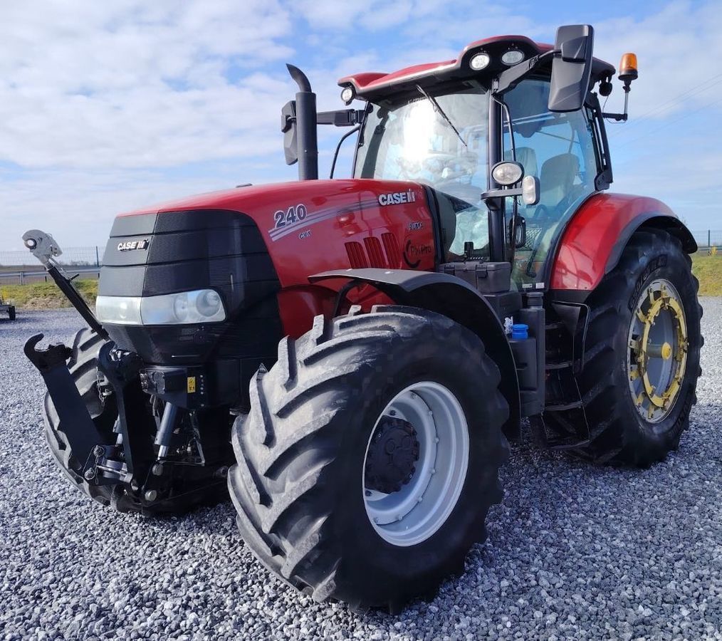 Case IH Puma 240 CVX Traktor 90.000 €