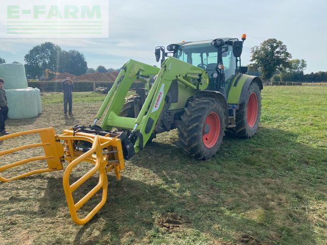 Claas Arion 440 Tractor €65,000