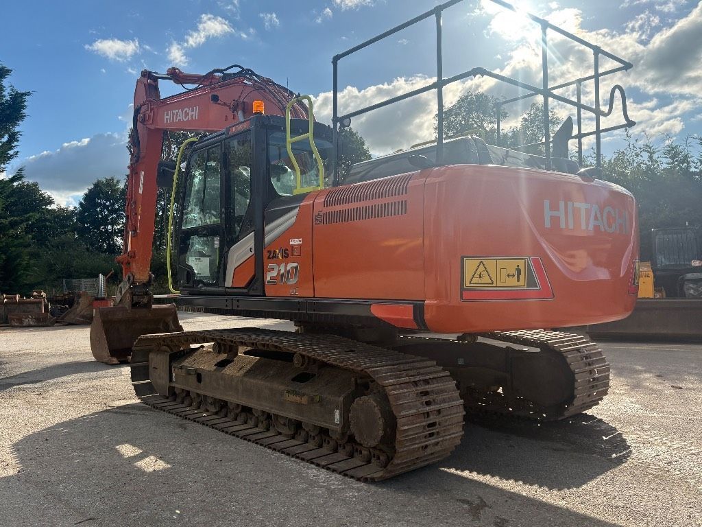 Hitachi zx 210 lc-7 Excavadora de orugas