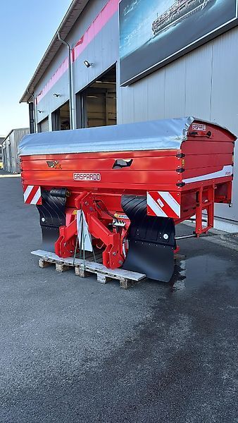 E-FARM: Maschio primo ew - Esparcidor de abono - id ANPS4WA - 13.500 € - Año: 2024 - Alemania