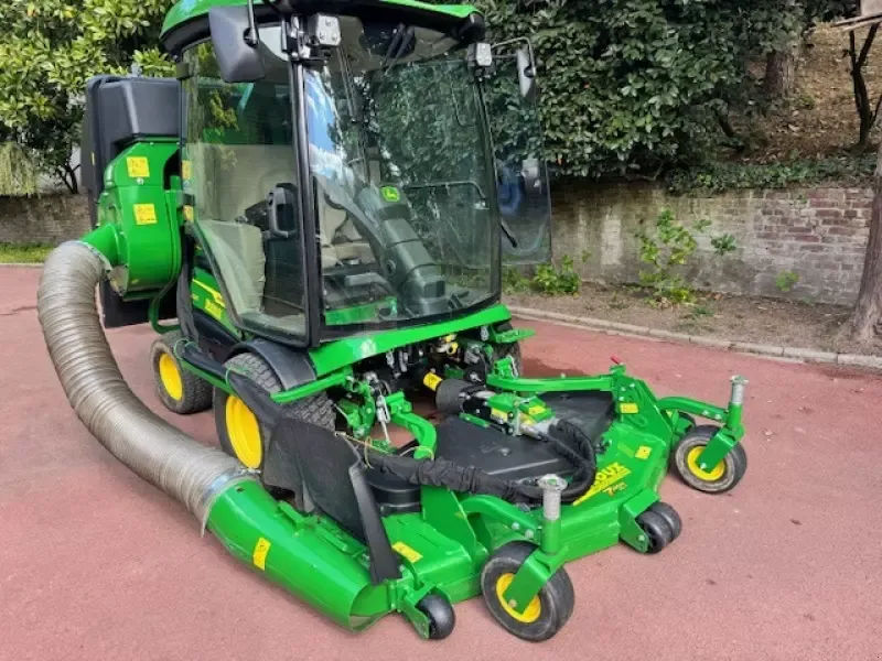 E-FARM: John Deere 1585 - Tondeuse - id TVT2TSY - 50 000 € - Année: 2024 - France