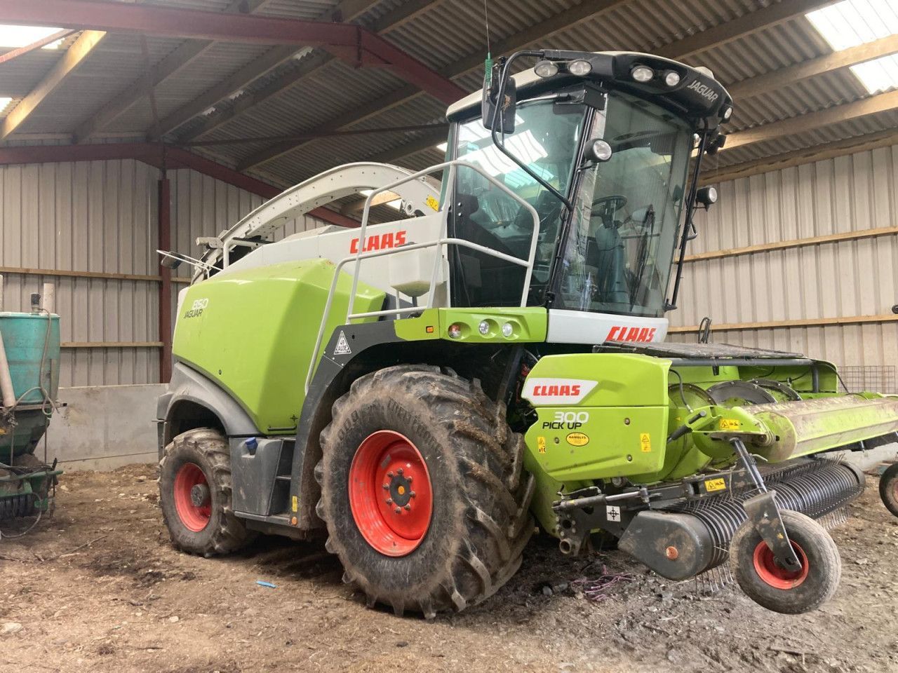 Claas Jaguar 850 Combina de siloz autopropulsată 157.220 EUR