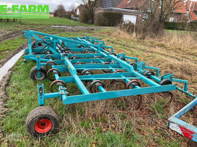 E-FARM: sonstige federzinkengrubber - Drilling machine combination - id KARL2TV - €9,000 - Year of construction: 2019