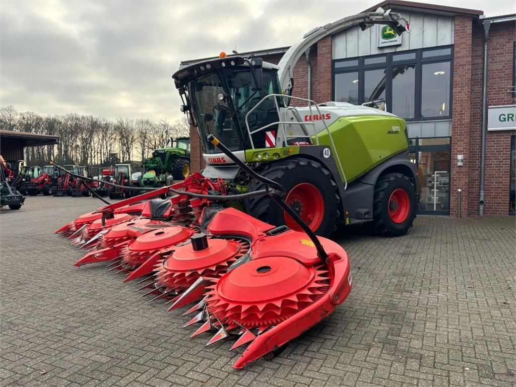Claas Jaguar 970 Self propelled forage harvester €313,500