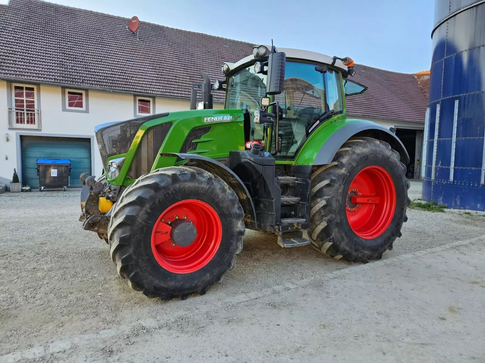 Fendt 826 Vario Profi Plus Traktor 130.000 €