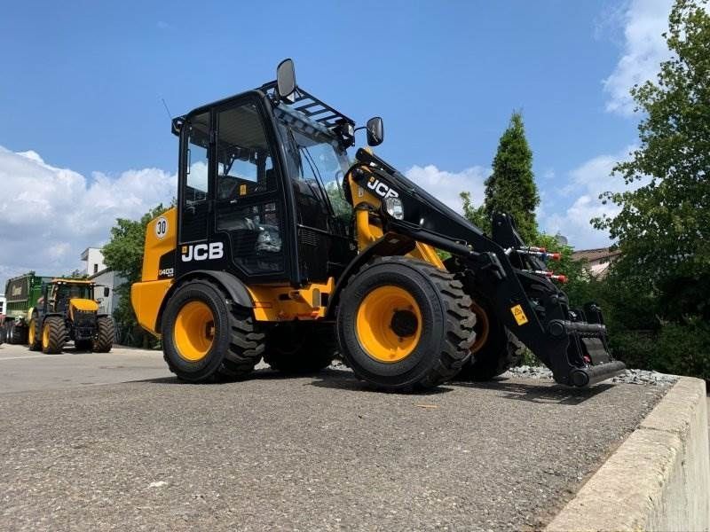 E-FARM: JCB 403 agri plus 50ps vollkabine - Outil - id WBHZGPI - 43 903 € - Année: 2023 - Allemagne