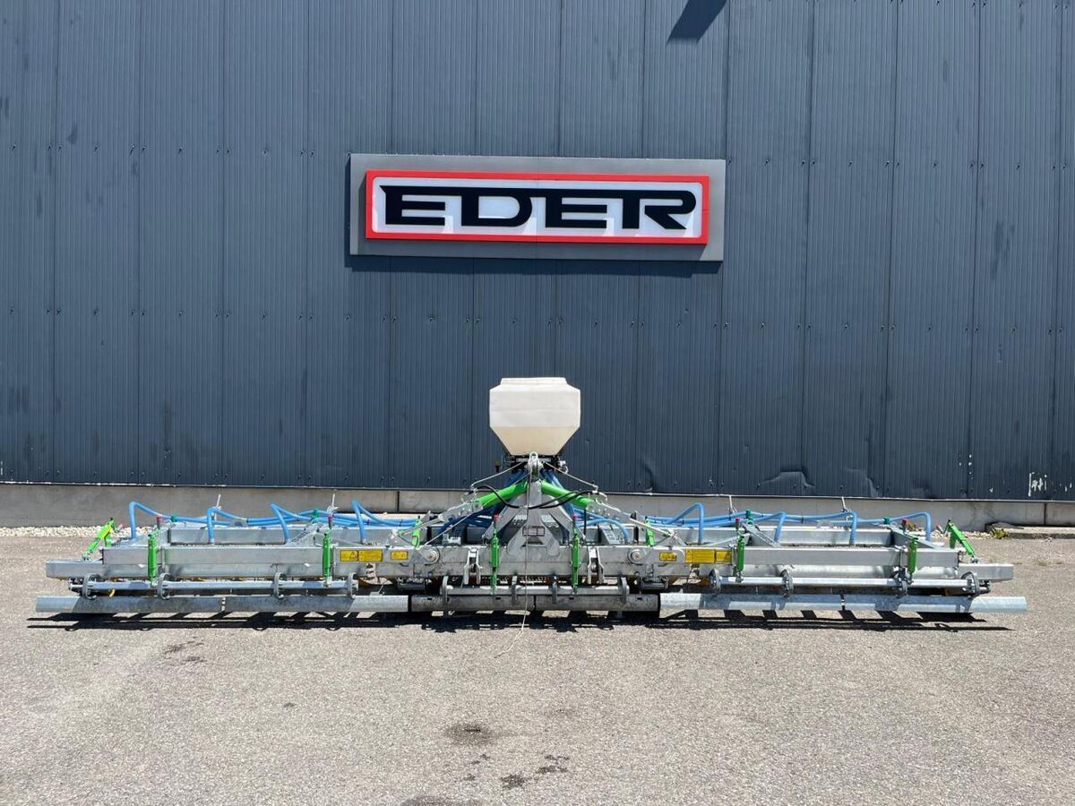 E-FARM: JOSKIN scariflex r6s5 720 - Autre matériel de fourrage  - id 5PAIAQD - 14 202 € - Année: 2023 - Allemagne
