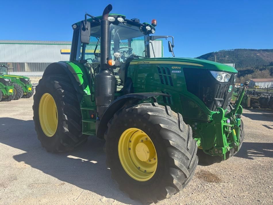 John Deere 6195 M Tractor €84,000